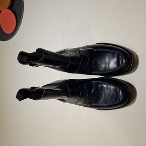 NWOT Luis Gonzalo Women's Navy Leather Penny Loafer Chelsea Boots (EU 38/US 7.5)